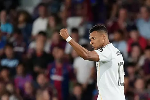 يقترب من أرقام كريستيانو.. مبابي يبحث عن سقفه الأعلى في ريال مدريد